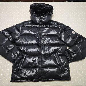 Moncler Unisex Hooded Down Jacket in Black